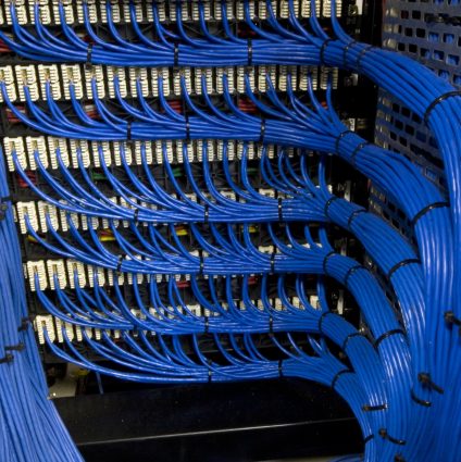 https://eas-lb.com/wp-content/uploads/2019/08/cabling-system-424x425.jpg